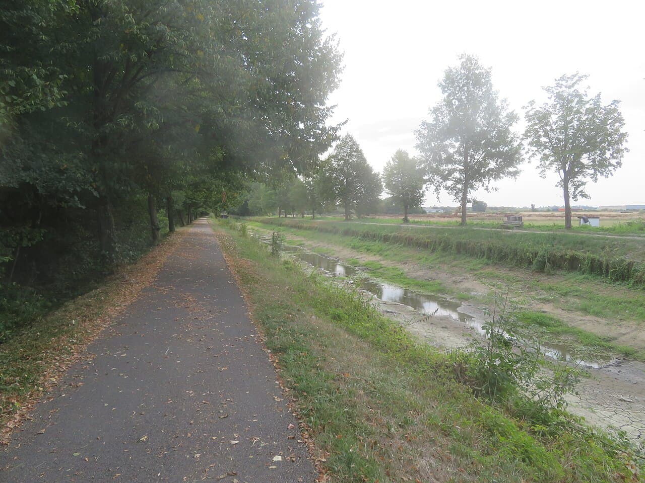 Voie verte du canal de Berry vers Vierzon-forges