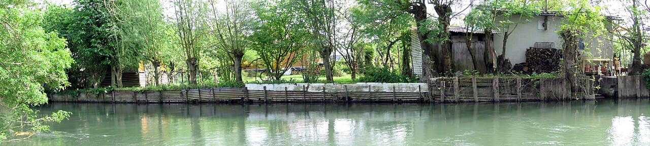 Vue panoramique sur les marais de Bourges